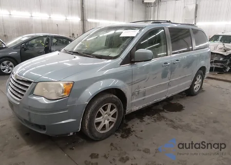 2008 Chrysler Town & Country Touring from USA, damaged, VIN 2A8HR54P78R690742